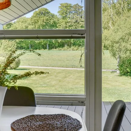 Semesterbostad Bole - 400m From The Sea By Interhome